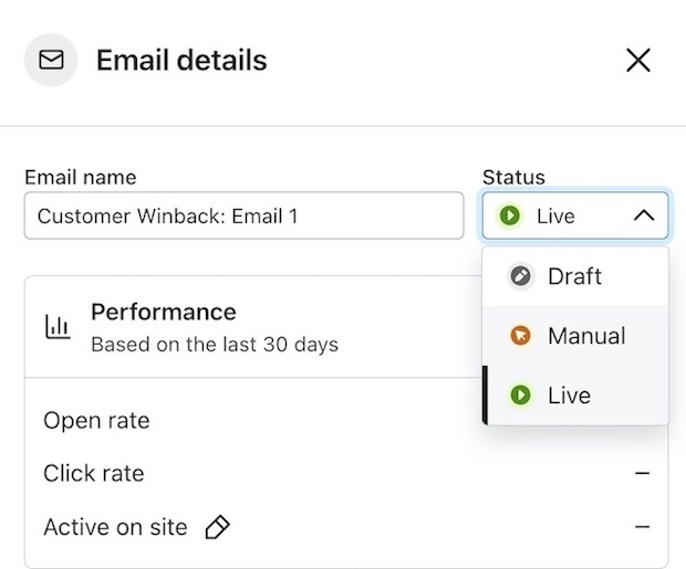 Als je op de zijbalk met details van een bericht klikt, zie je de opties voor Concept, Handmatig en Live.