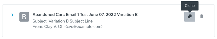 El botón de clonar se encuentra a la derecha del nombre de la variante.